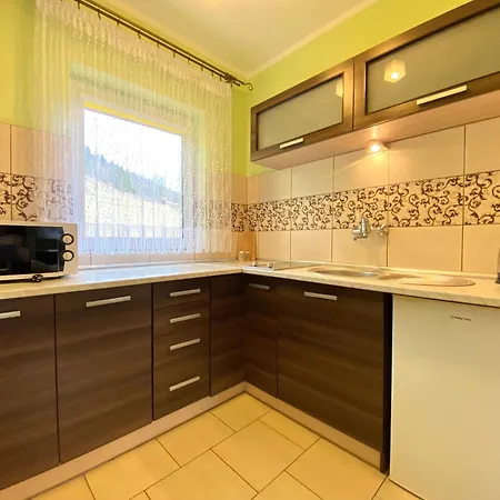 Apartamenty I Pokoje W Zawoi Dorota Miskowiec Zawoja Exterior photo