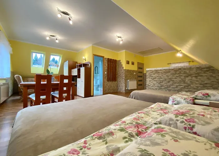 Apartamenty I Pokoje W Zawoi Dorota Miskowiec